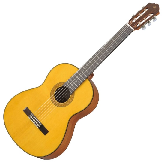 GUITAR YAMAHA CG142S